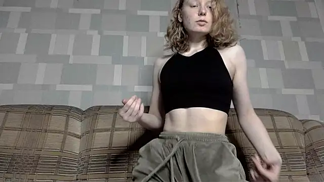 crampuu naked strip on cam for live sex video chat
