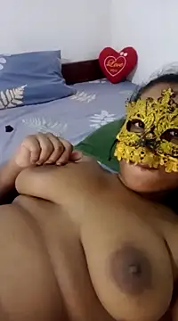 Dilmi_umesha naked strip on cam for live sex video chat