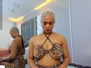Dina Larsonn nude Live Sex Chat Room