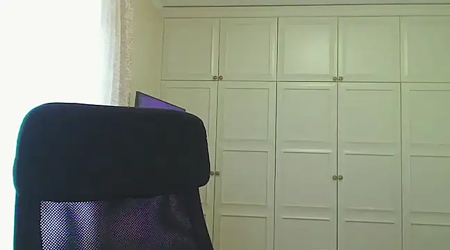 Dina0908 naked strip on cam for live sex video chat