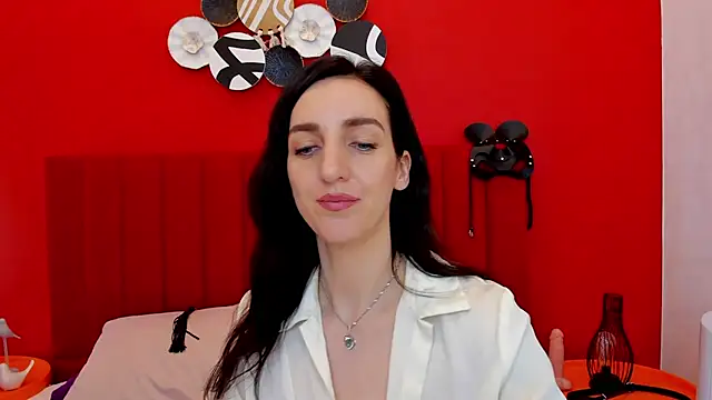 Laura__Ross naked strip on cam for live sex video chat
