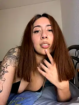 LorenaAnderson naked strip on cam for live sex video chat