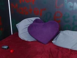 Raven-Shadoww nude Live Sex Chat Room