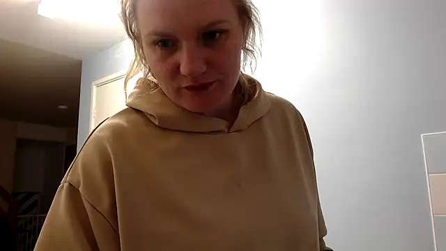 samanthaalice naked strip on cam for live sex video chat