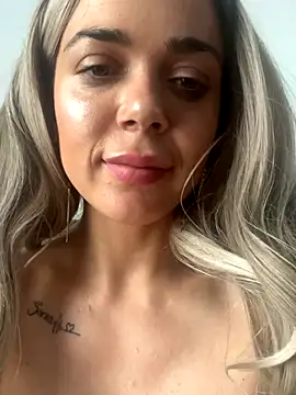Sinfullmilfxoxo naked strip on cam for live sex video chat
