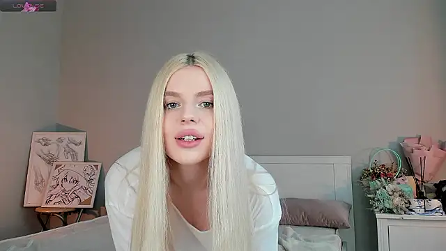 Sunshy_ naked strip on cam for live sex video chat
