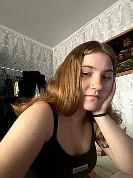 Susi_Patsy naked strip on cam for live sex video chat
