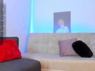 swee-tluna nude Live Sex Chat Room