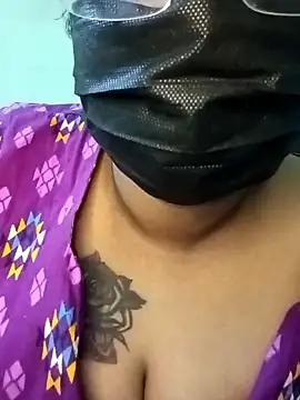 tamil-jaanu naked strip on cam for live sex video chat