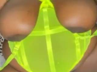 Mrs.Buttas nude Live Sex Chat Room
