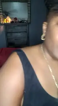 BBWLuscious1 naked strip on cam for live sex video chat