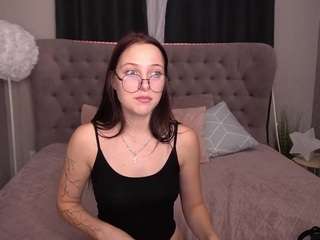 HoneyMildred nude Live Sex Chat Room