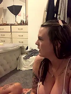 kinkykezxx naked strip on cam for live sex video chat