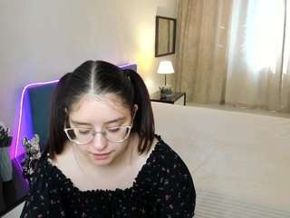 LeilaDrow nude Live Sex Chat Room