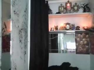 NadiaKnight69 nude Live Sex Chat Room