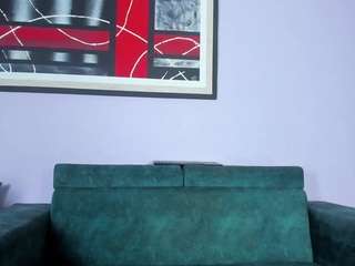 Naomi Jones nude Live Sex Chat Room