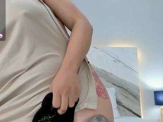 Saalma-Saadi nude Live Sex Chat Room