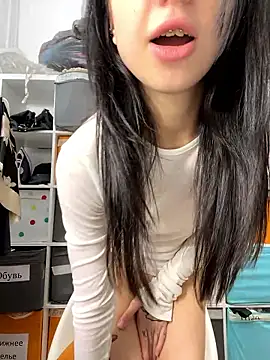 Viola_Crazy naked strip on cam for live sex video chat