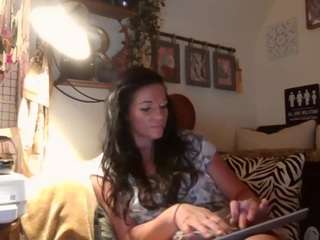 Bluaye nude Live Sex Chat Room