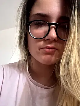 ladybibi00 naked strip on cam for live sex video chat