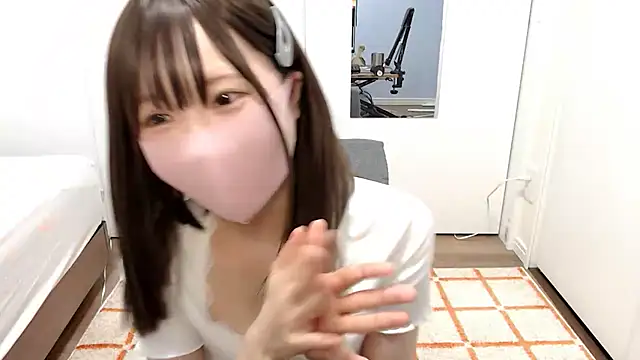 _mi_tsu_ki_ naked strip on cam for live sex video chat