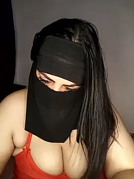 Dalaa_Saudia naked strip on cam for live sex video chat