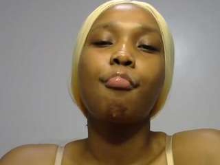 naughtytyla2 nude Live Sex Chat Room