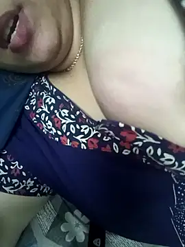tamilniranjana naked strip on cam for live sex video chat