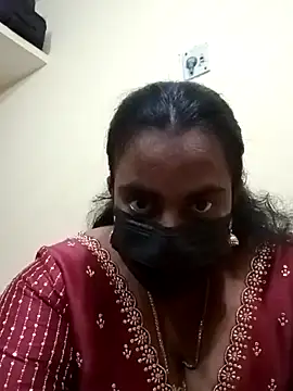 Hot_Divyaaa naked strip on cam for live sex video chat