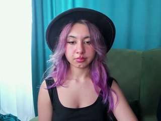Milana-L0ve nude Live Sex Chat Room