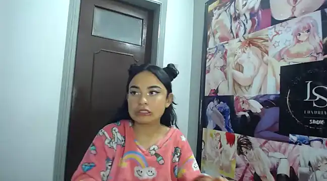 Shrooms_Q naked strip on cam for live sex video chat