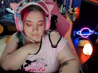 Softie-Sofy nude Live Sex Chat Room