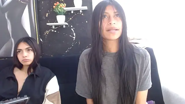 Vanna_Bardot naked strip on cam for live sex video chat