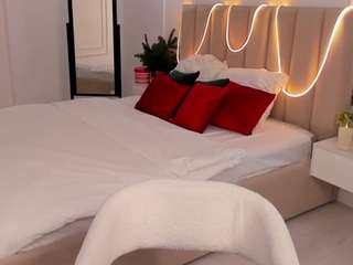 MiaLuc nude Live Sex Chat Room