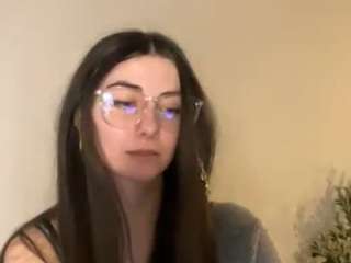 brat0ffline nude Live Sex Chat Room