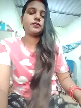 cutepari05 naked strip on cam for live sex video chat