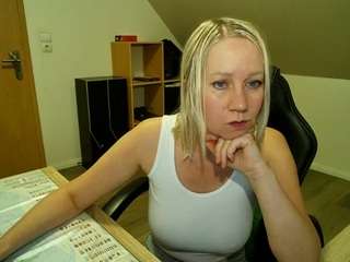 korall nude Live Sex Chat Room