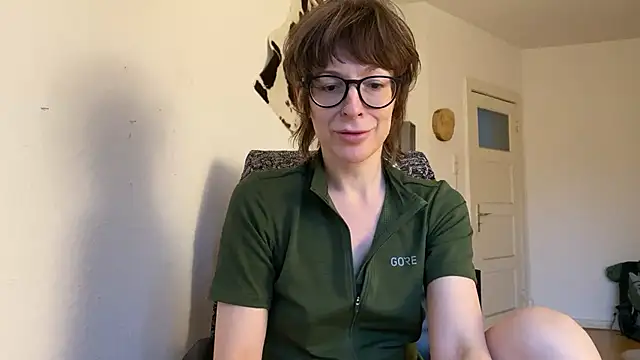 secretly_naked naked strip on cam for live sex video chat