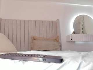 Shelynna, ? nude Live Sex Chat Room