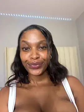 Sugababiie_x naked strip on cam for live sex video chat