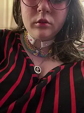 Thick_Southern_Pawg naked strip on cam for live sex video chat