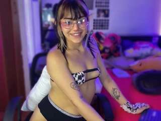 Cosplay Succubus elf waifu anime nude Live Sex Chat Room
