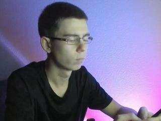 HenryLarik nude Live Sex Chat Room