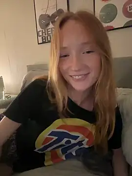 little_redd naked strip on cam for live sex video chat