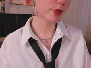 MaxineBuss nude Live Sex Chat Room