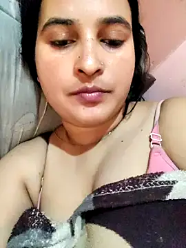 MONALISHhA naked strip on cam for live sex video chat