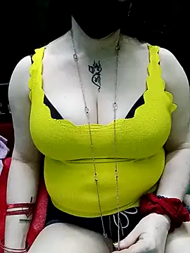Raja_Ranii naked strip on cam for live sex video chat