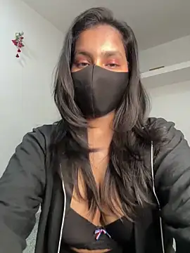 Roshini_Walia naked strip on cam for live sex video chat