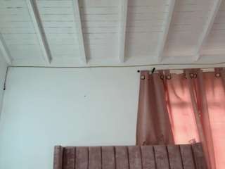 zaraquiinn nude Live Sex Chat Room