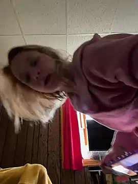 Daddyssllut naked strip on cam for live sex video chat